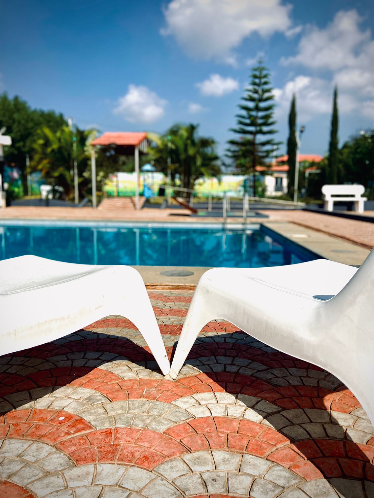Best farm house for rent in hyderabad with swimming pool